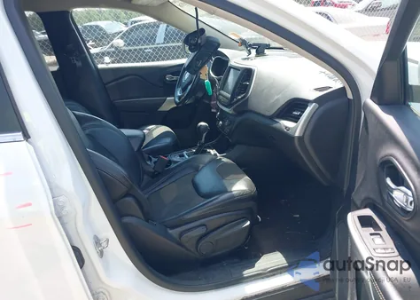 2018 Jeep Cherokee Latitude Plus Fwd из США, поврежденный, VIN 1C4PJLLB7JD538506